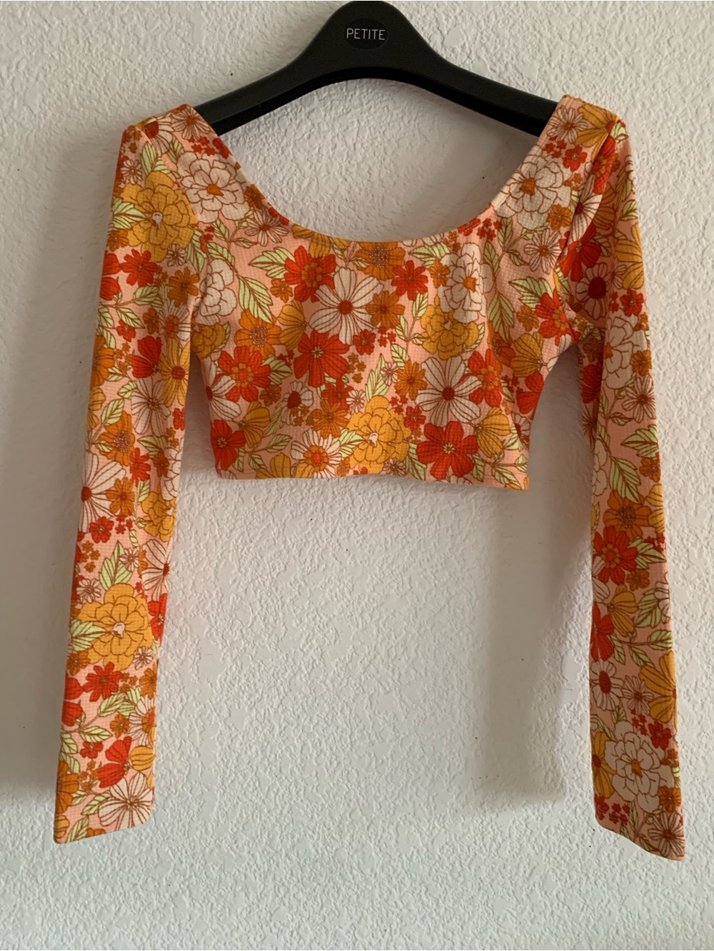 Floral Scoop-Neck Long Sleeve Crop Top in Orange & Yellow